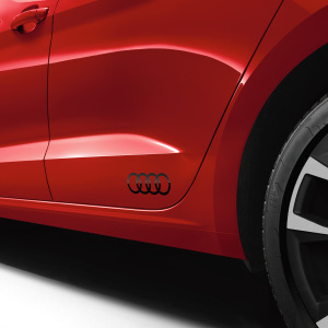 emblema adesivo ad anelli Audi colore: argento pellicola decorativa per la colonna C originale Q2 